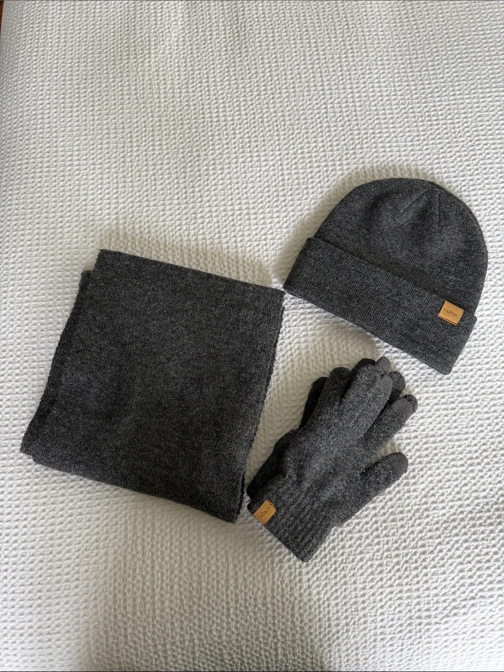 Charcoal Knit Women's Hat and Glove Set - Cozy Winter Accessories
